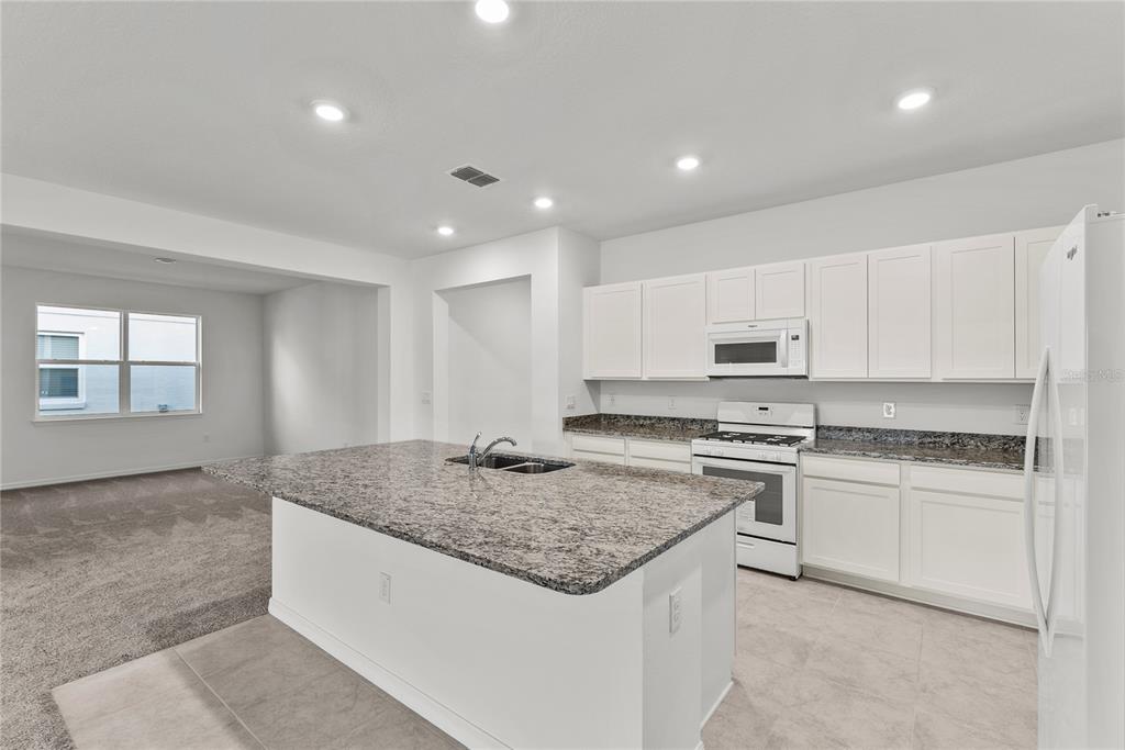 7605 Southwest 64th St Road Ocala, FL 34474 - Photo 9 of 36