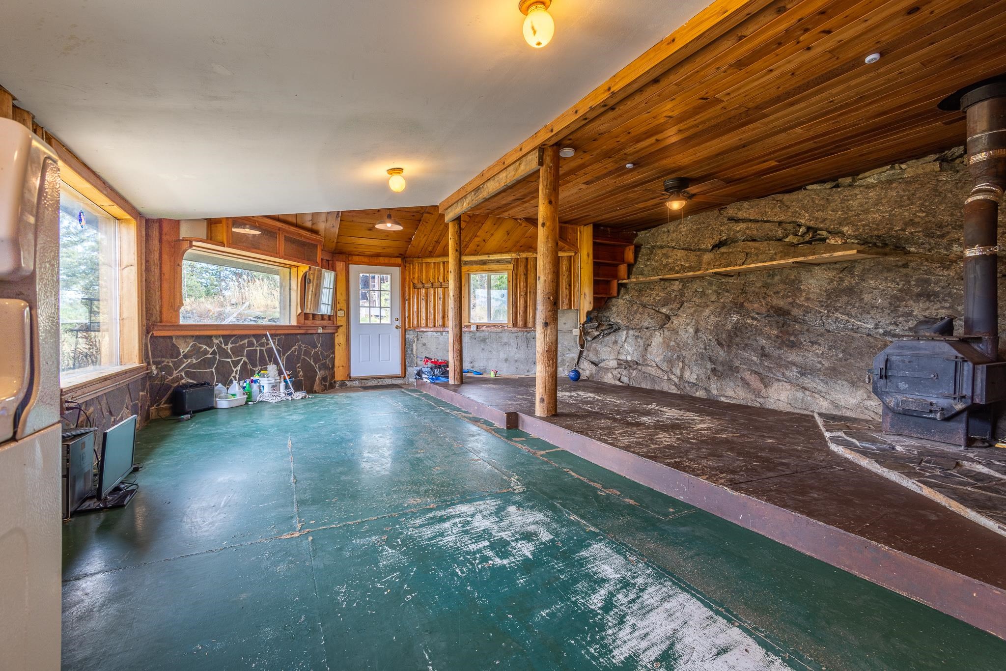 579 Blue Heron Road Newport, WA 99156 - Photo 11 of 43