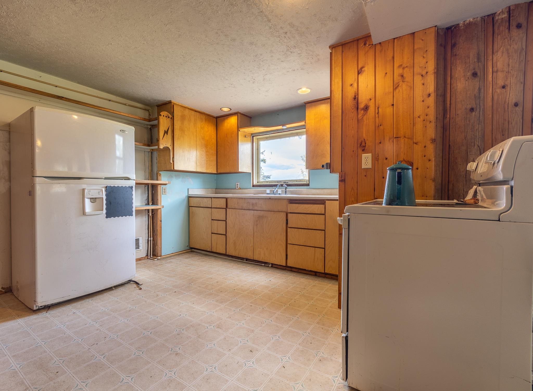 579 Blue Heron Road Newport, WA 99156 - Photo 14 of 43