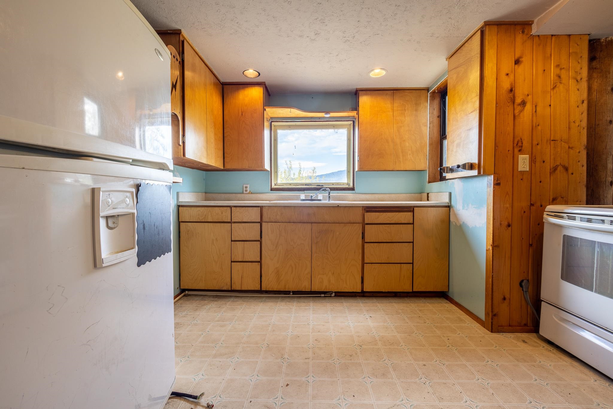 579 Blue Heron Road Newport, WA 99156 - Photo 15 of 43