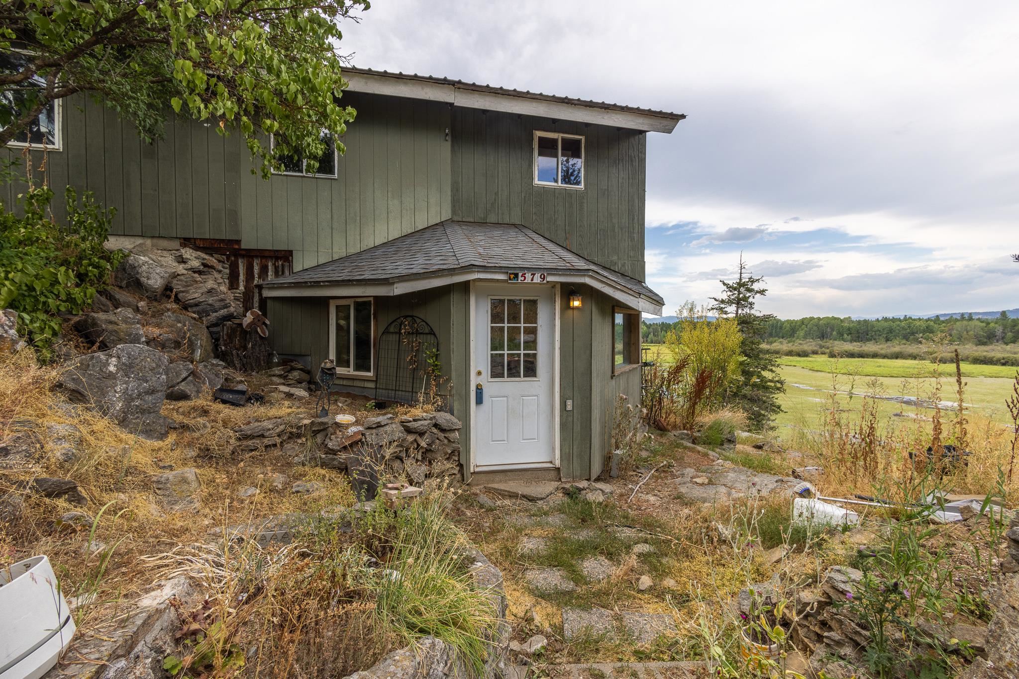 579 Blue Heron Road Newport, WA 99156 - Photo 2 of 43