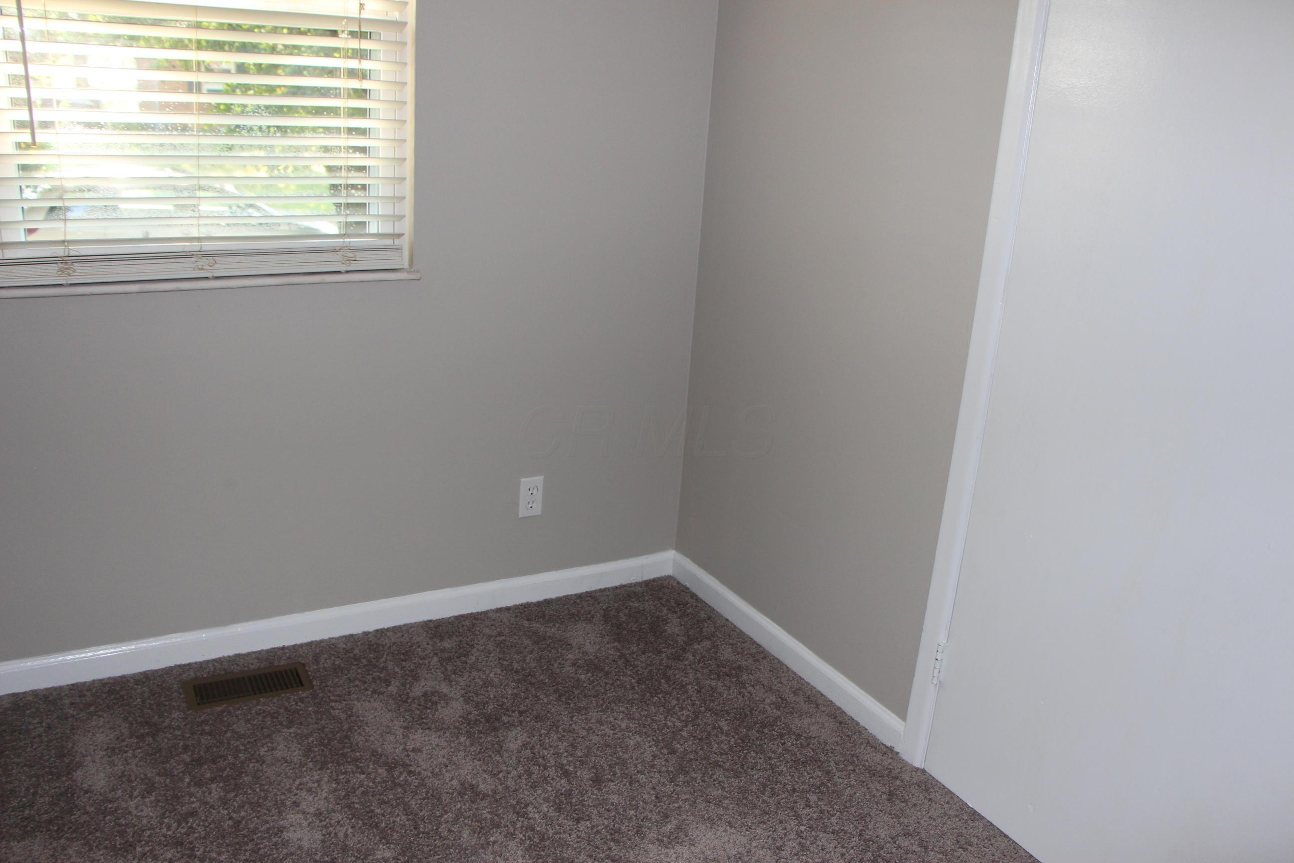 1823 Lonsdale Road Columbus, OH 43232 - Photo 16 of 35 Gallery Image 16