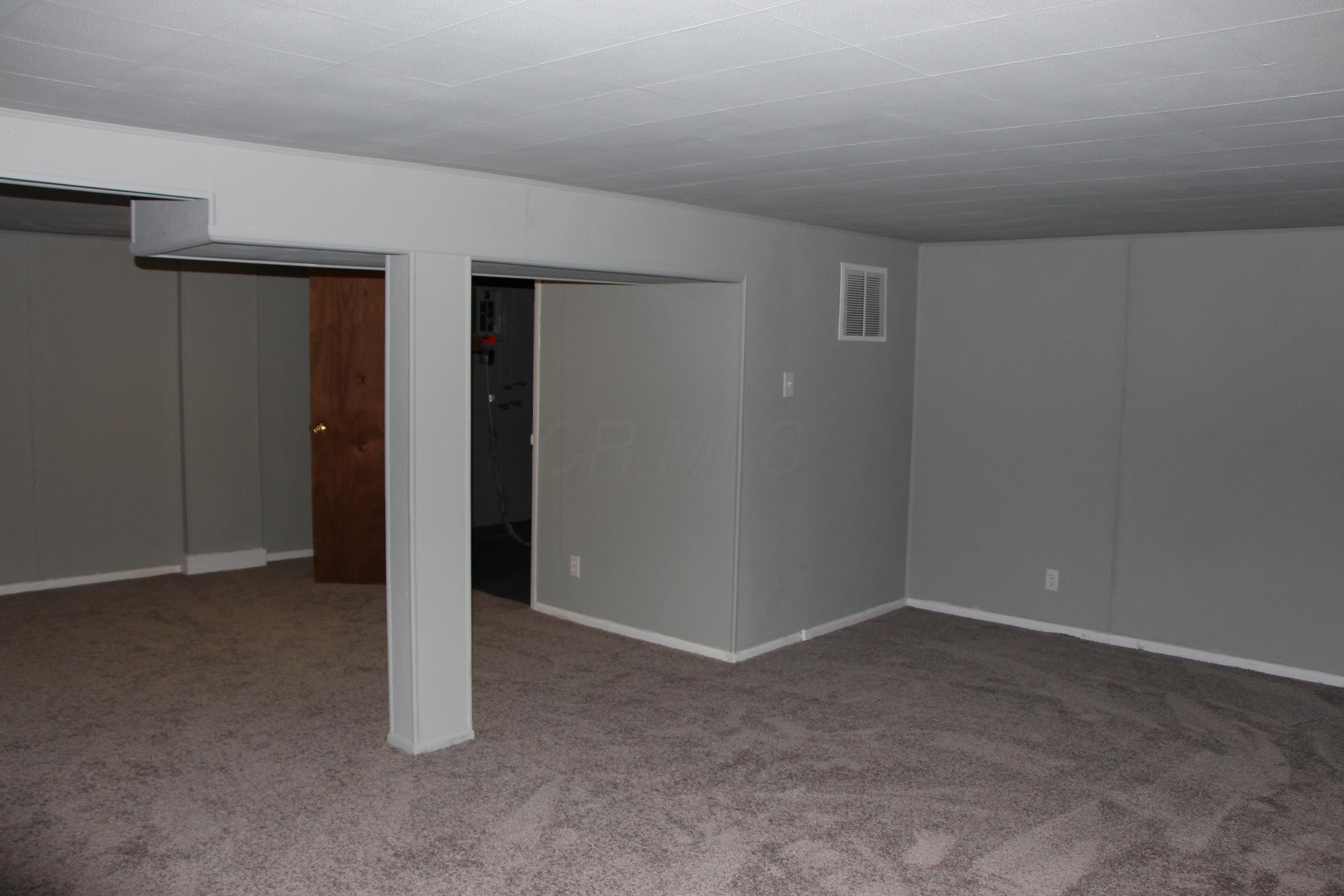 1823 Lonsdale Road Columbus, OH 43232 - Photo 25 of 35 Gallery Image 25