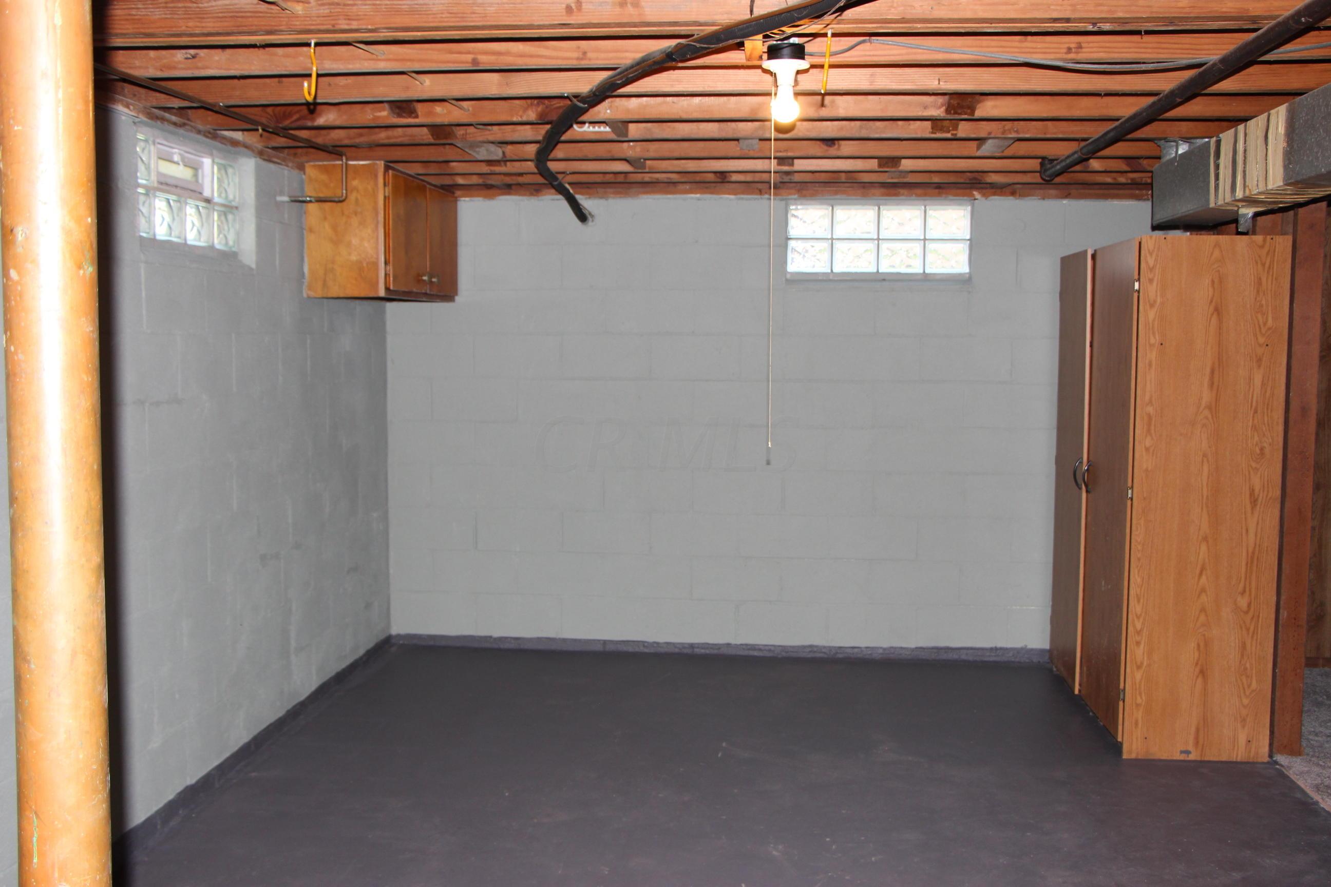 1823 Lonsdale Road Columbus, OH 43232 - Photo 28 of 35 Gallery Image 28