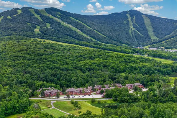 $799,000 | 528 East Mountain Road, Unit #62, Killington, VT 05751