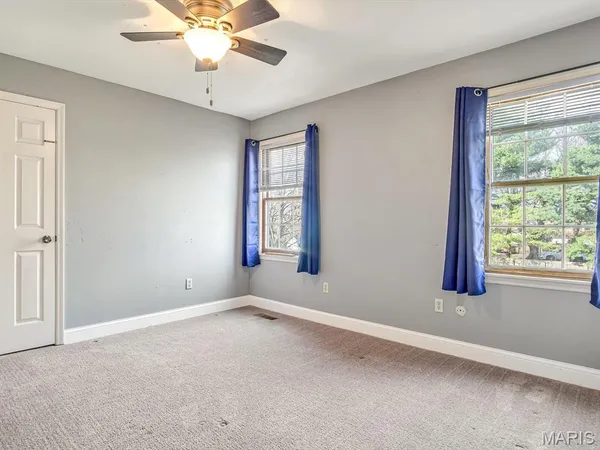 $300,000 | 9 Parklane Drive West, Troy, IL 62294