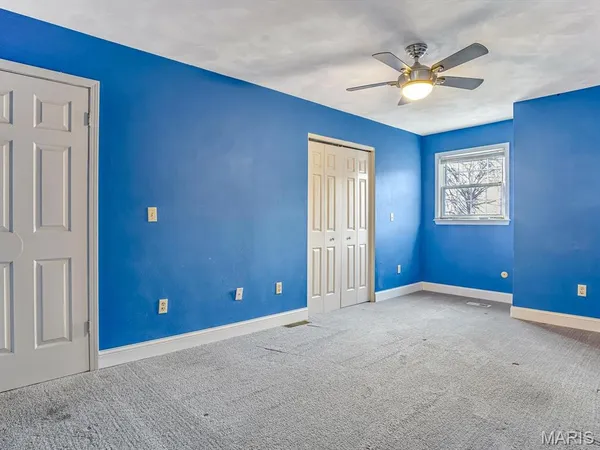 $300,000 | 9 Parklane Drive West, Troy, IL 62294