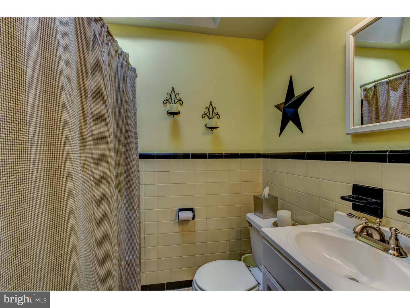 1207 Crestview Road Darby, PA 19023 - Photo 15 of 16 Gallery Image 15