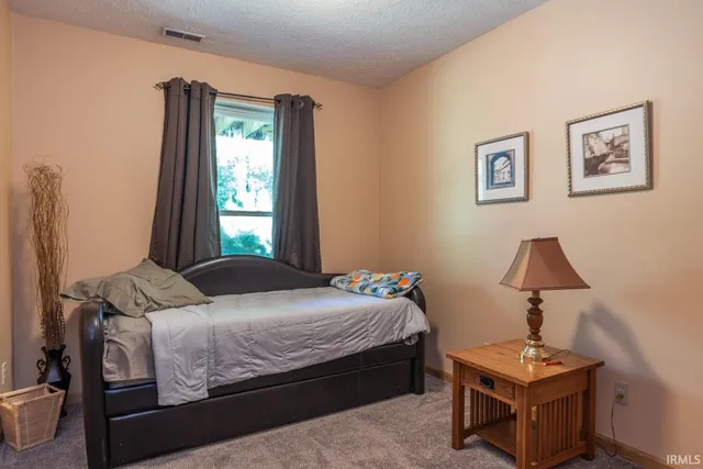 $3,500 | 1106 West Countryside Lane, Bloomington, IN 47403