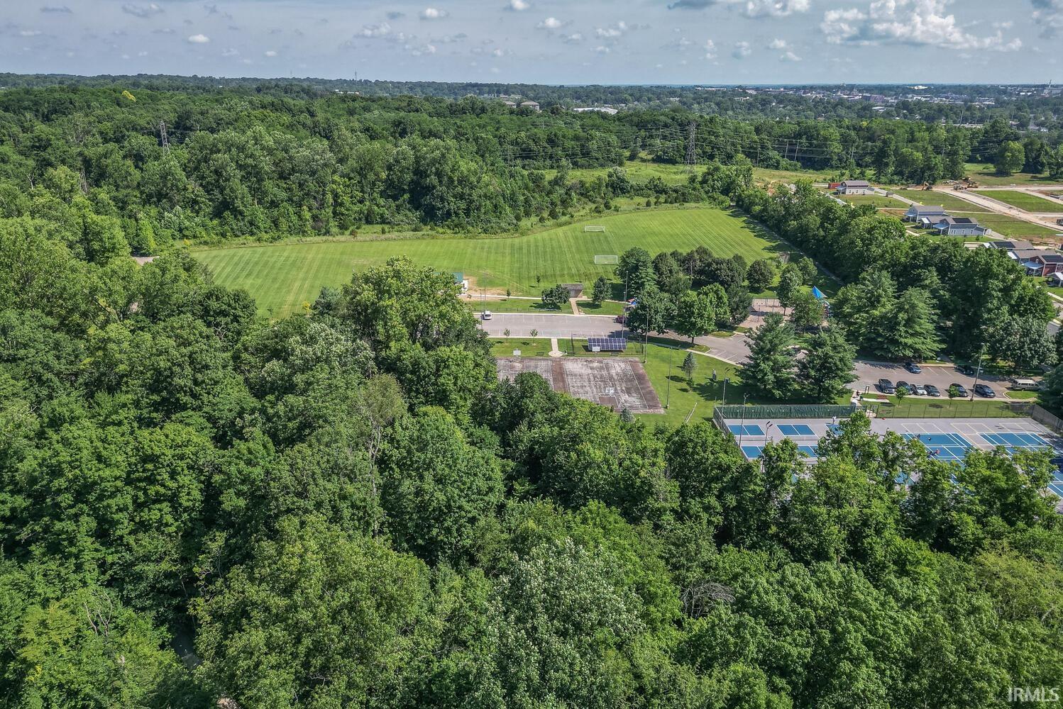 1106 West Countryside Lane Bloomington, IN 47403 - Photo 5 of 36