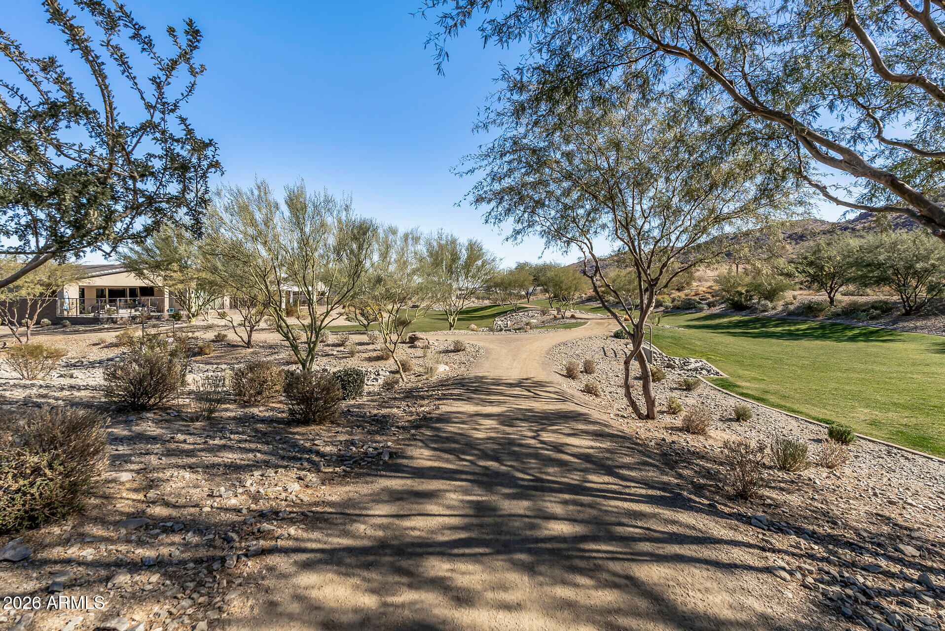 813 East Corral Road Phoenix, AZ 85042 - Photo 65 of 67 66_1113_E_La_Mirada66_mls