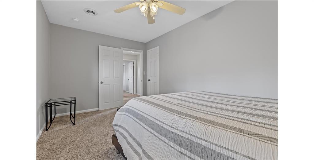 1227 North Jesse James Road Excelsior Springs, MO 64024 - Photo 27 of 34