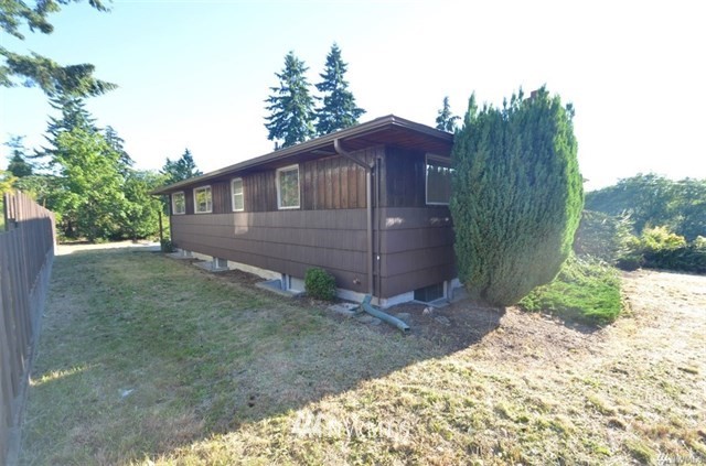 13004 15th Avenue Southwest Burien, WA 98146 - Photo 9 of 11