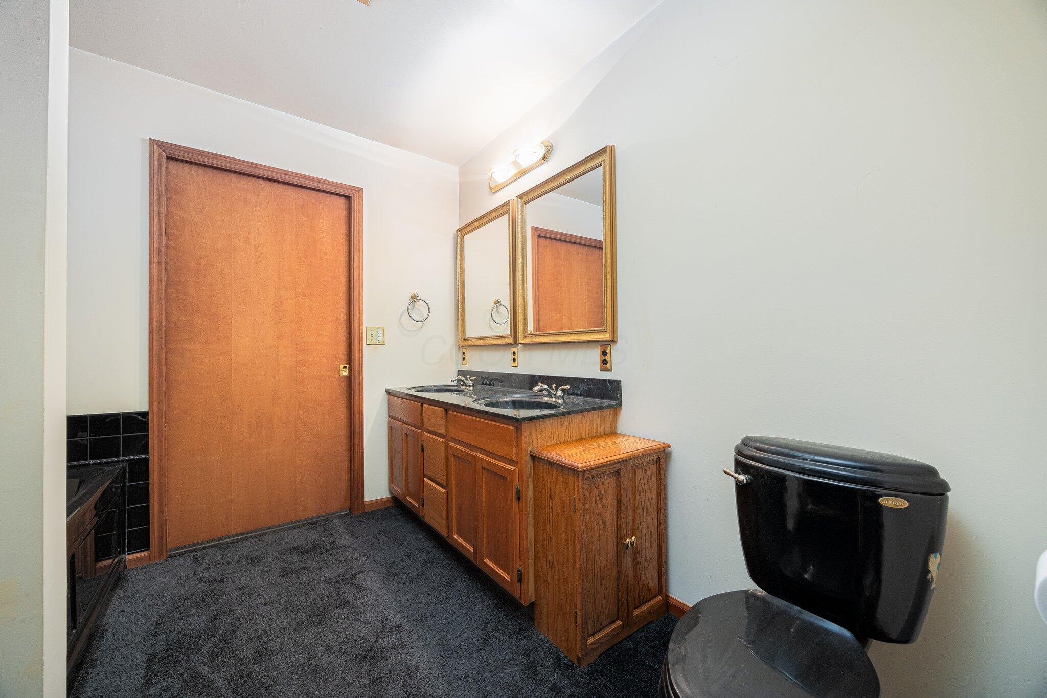 33404 Bowland Derr Road Logan, OH 43138 - Photo 15 of 61 1st Floor Full Bath