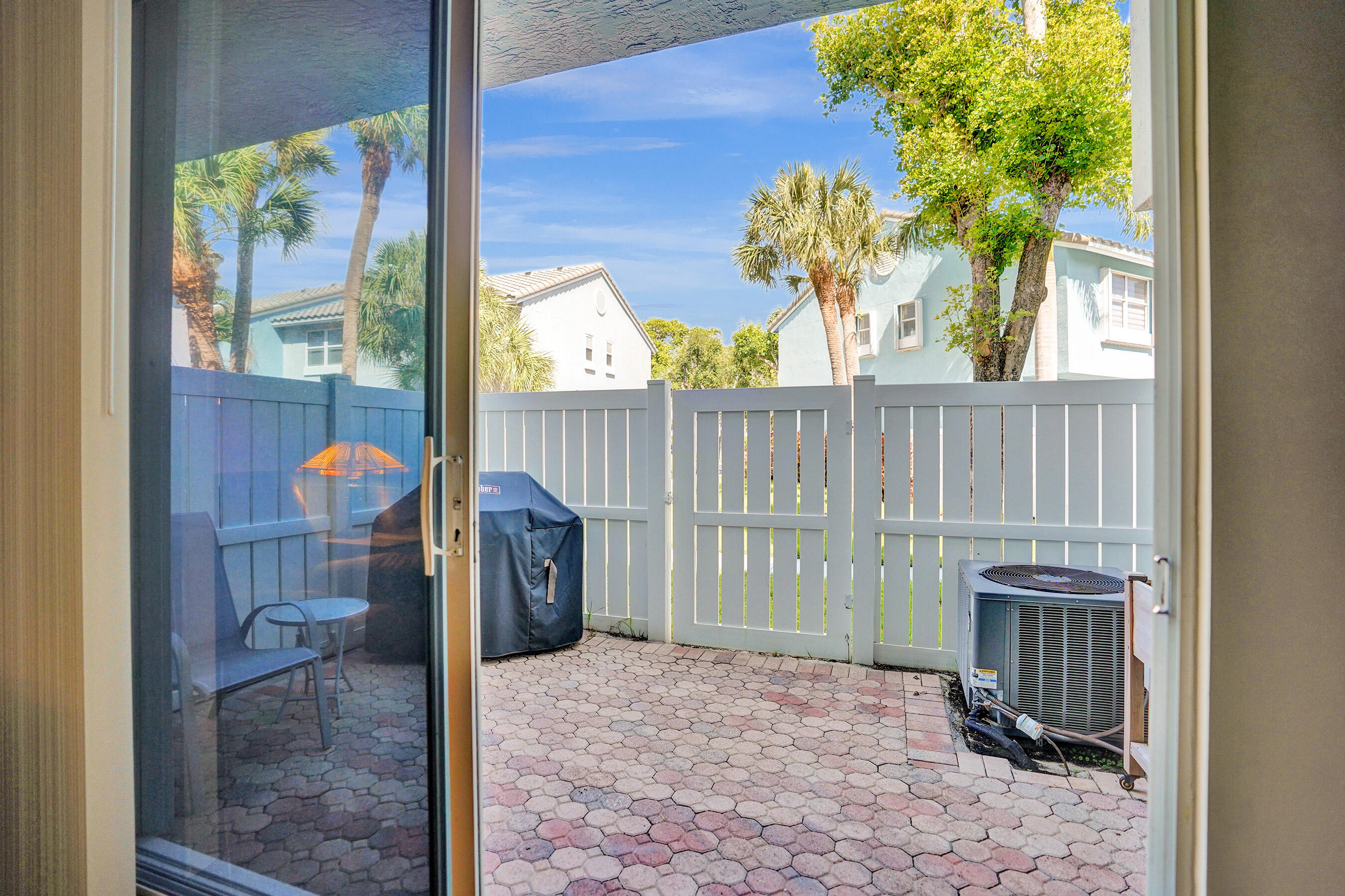 1028 Jeffery Street Boca Raton, FL 33487 - Photo 51 of 85 DSC08107