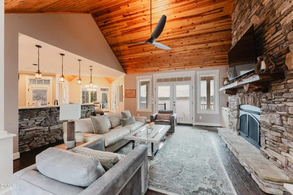 $2,195,000 | 1304 Estate Road, Semora, NC 27343