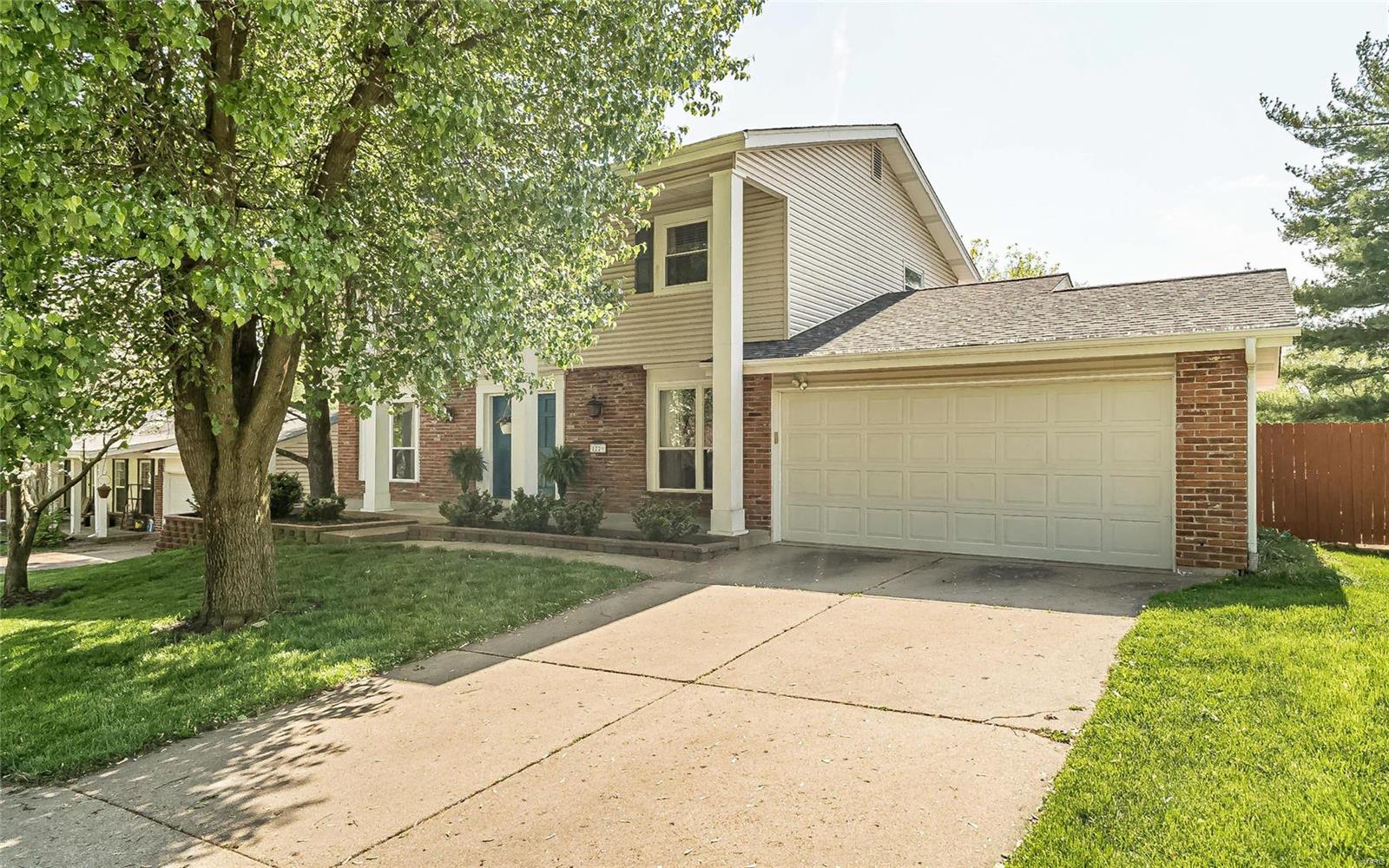 1229 Cedar Creek Road Chesterfield, MO 63017 - Photo 1 of 44 Gallery Image 1