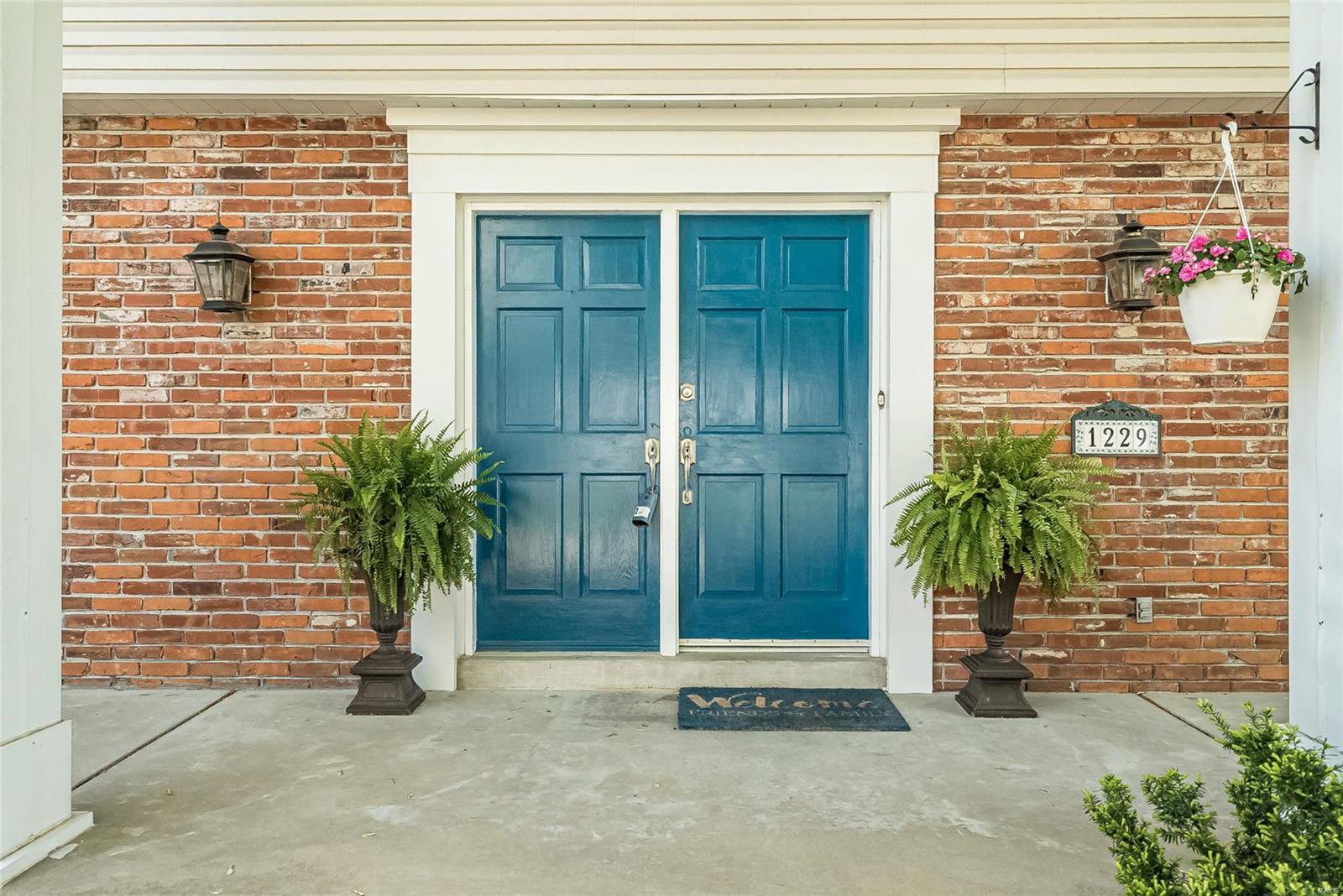 1229 Cedar Creek Road Chesterfield, MO 63017 - Photo 4 of 44 Gallery Image 4