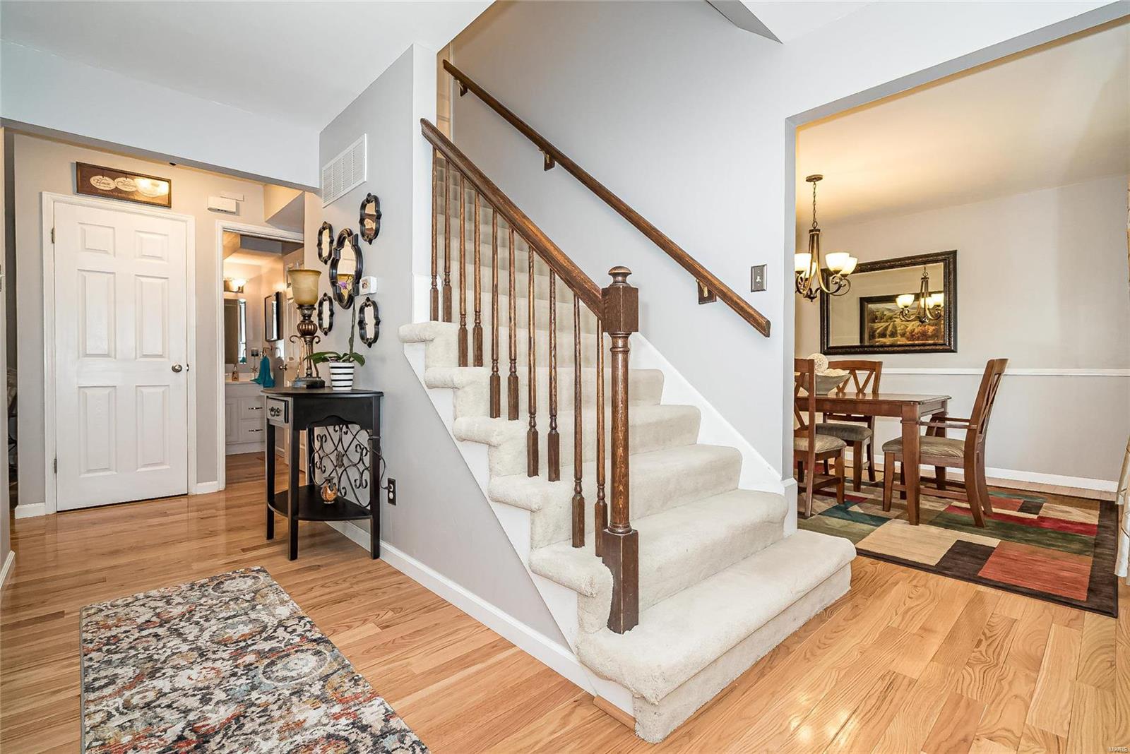 1229 Cedar Creek Road Chesterfield, MO 63017 - Photo 5 of 44 Gallery Image 5