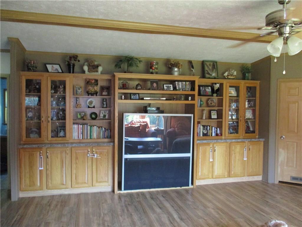 2039 Eastern Road Warren, ME 04864 - Photo 13 of 20 Living room