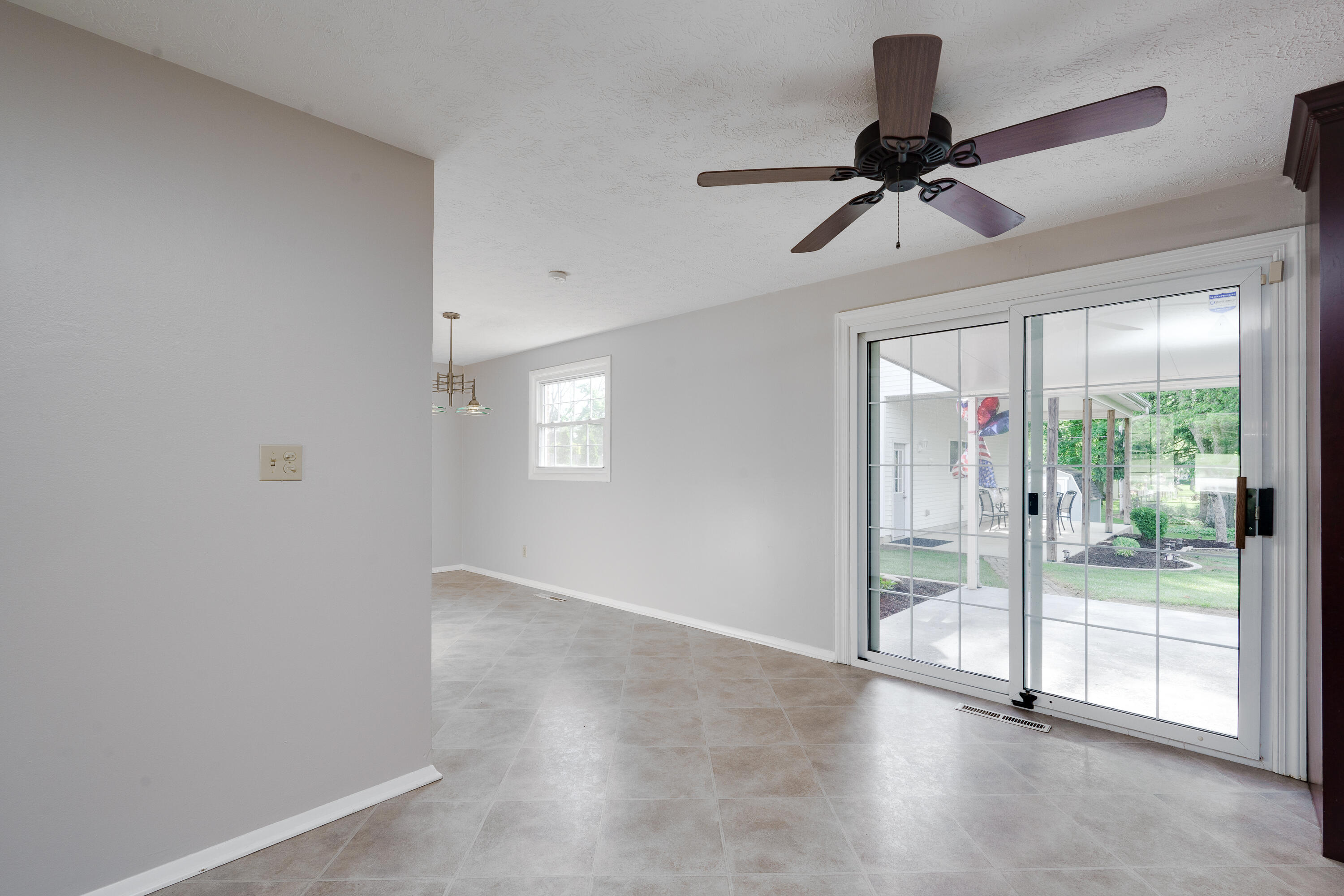 2770 County Line Road Dayton, OH 45430 - Photo 18 of 55