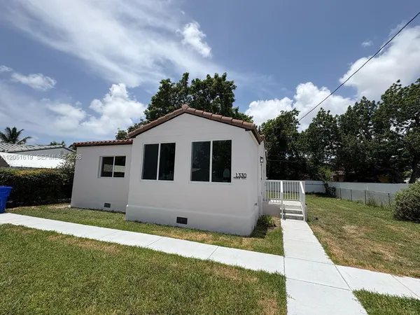 $2,750 | Liberty City, Miami, FL 33142