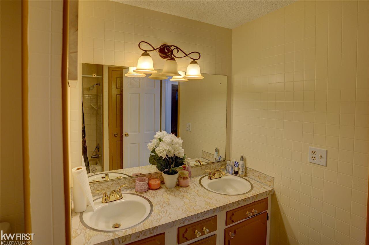 3308 Old Farm Road Flint, MI 48507 - Photo 41 of 47