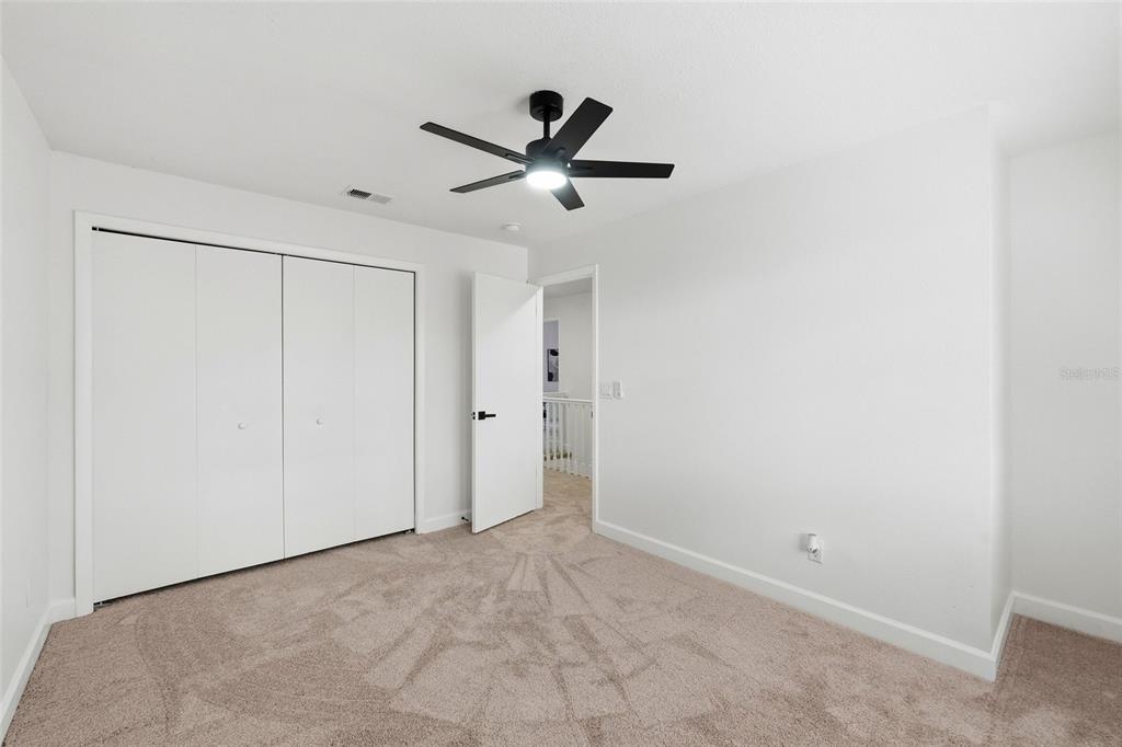 404 Bryan Oak Avenue Brandon, FL 33511 - Photo 26 of 43 a view of an empty room