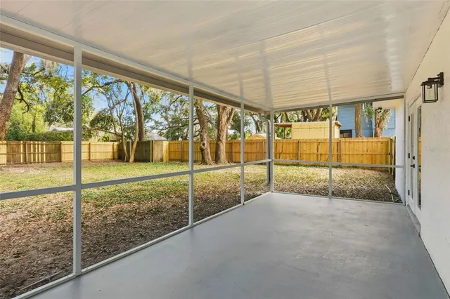 $499,999 | 404 Bryan Oak Avenue, Brandon, FL 33511