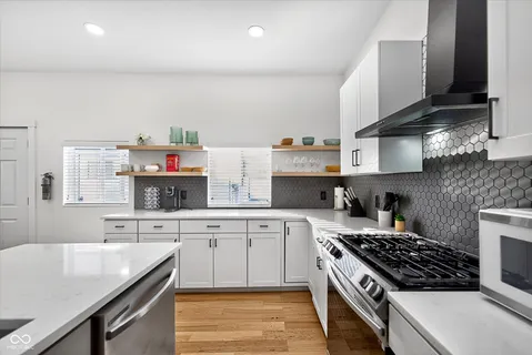 $375,000 | 305 Parkway Avenue, Indianapolis, IN 46225