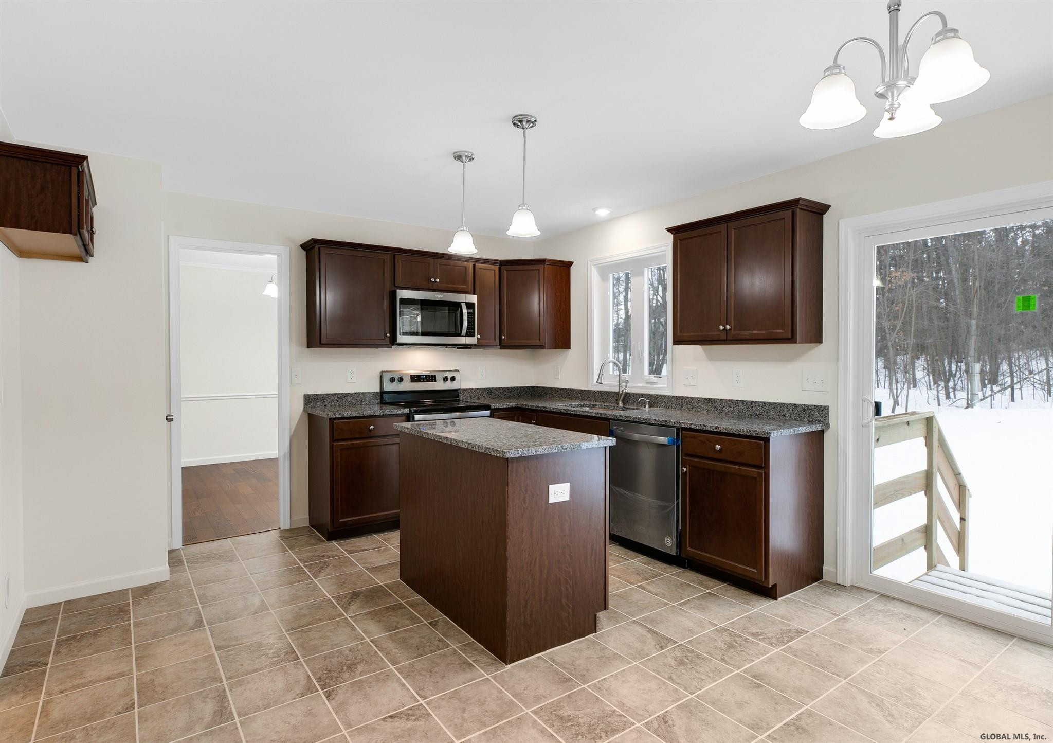 1038 Fort Hunter Road Rotterdam, NY 12303 - Photo 17 of 45 Photo 17