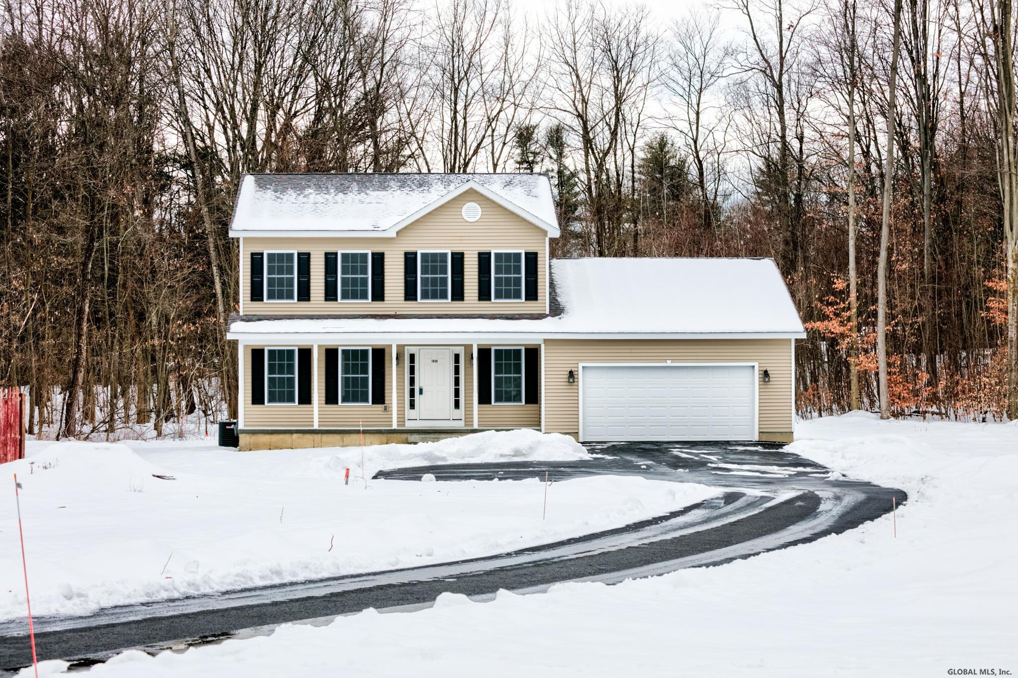 1038 Fort Hunter Road Rotterdam, NY 12303 - Photo 2 of 45 Photo 2