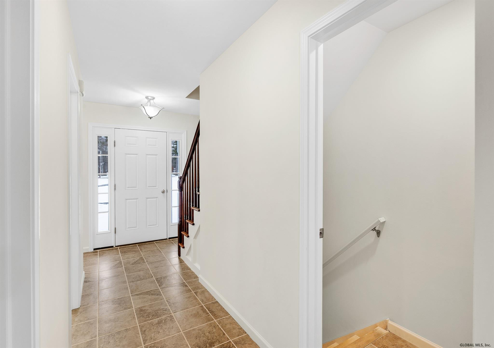 1038 Fort Hunter Road Rotterdam, NY 12303 - Photo 7 of 45 Photo 7