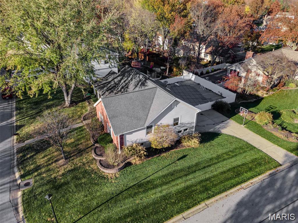 33 Carriage Way West St. Peters, MO 63376 - Photo 3 of 6