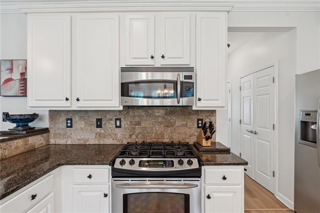 150 Cobblestone Way Alpharetta, GA 30009 - Photo 17 of 60