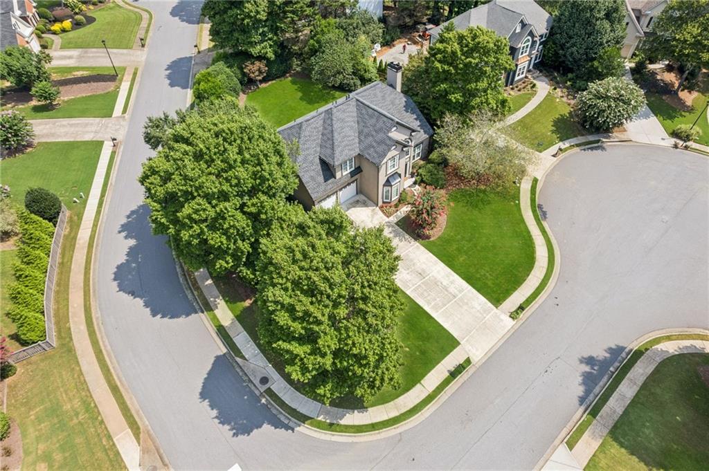 150 Cobblestone Way Alpharetta, GA 30009 - Photo 2 of 60
