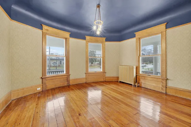 $447,900 | 1133 Algoma Boulevard, Oshkosh, WI 54901