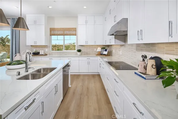 $2,157,990 | 11515 Grovedale Drive, Whittier, CA 90604