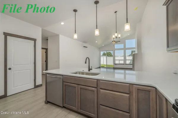 $439,900 | 7755 North Mocha Loop, Coeur D'Alene, ID 83815