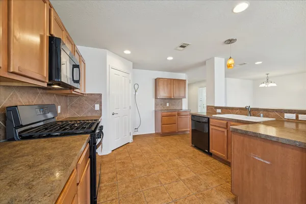 $285,000 | 1034 Clover Leaf Court, Rosenberg, TX 77469