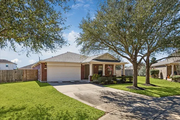 $285,000 | 1034 Clover Leaf Court, Rosenberg, TX 77469