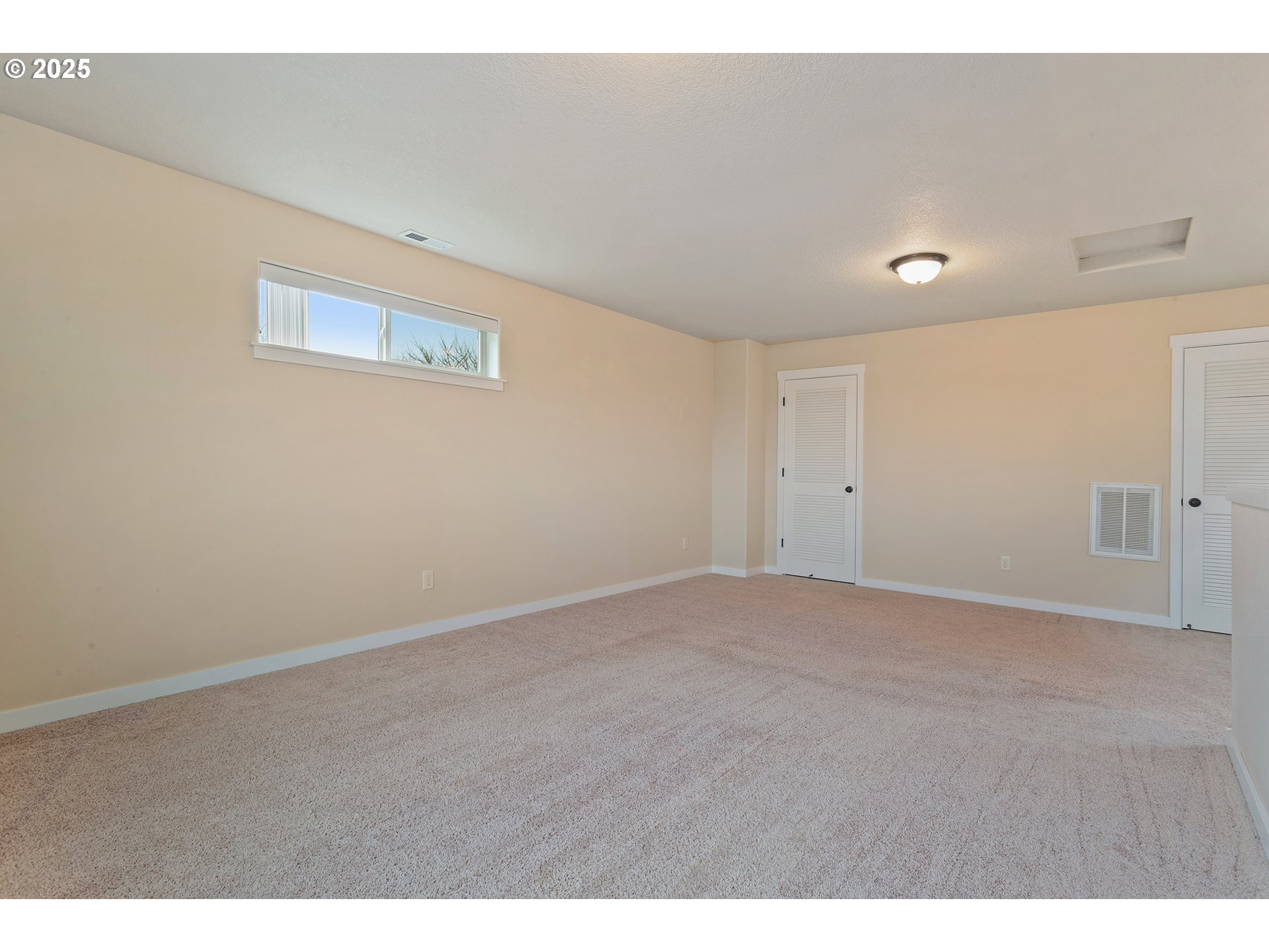 17515 Southwest Vanguard Lane Beaverton, OR 97007 - Photo 33 of 34 a view of an empty room