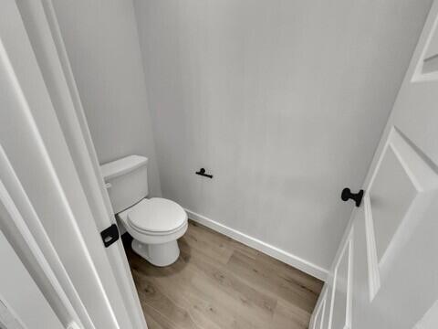 1610 144th Street Lubbock, TX 79423 - Photo 23 of 28 1610 144th master bathroom toilet