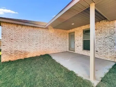 $2,000 | 1610 144th Street, Lubbock, TX 79423