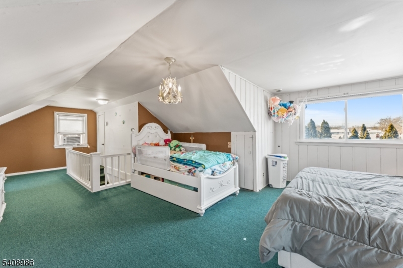 102 Barnsdale Road Clifton, NJ 07013 - Photo 11 of 23