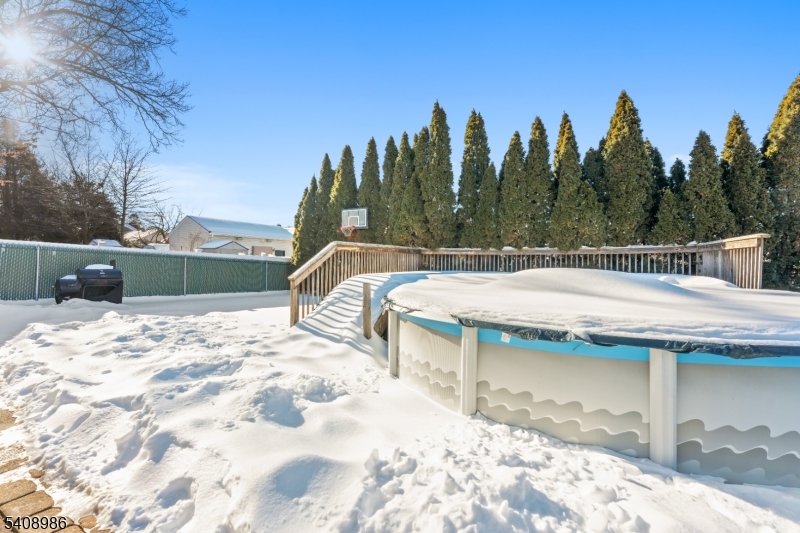 102 Barnsdale Road Clifton, NJ 07013 - Photo 19 of 23