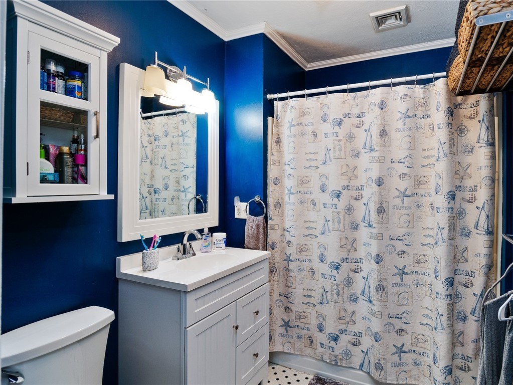 311 Ward Street Woonsocket, RI 02895 - Photo 5 of 16