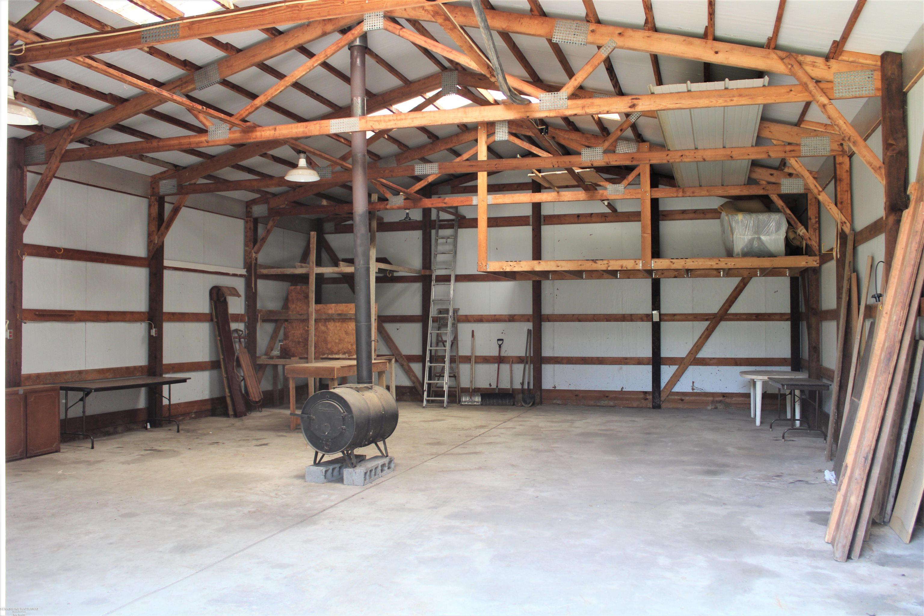 18195 Gilmore Road Armada, MI 48005 - Photo 30 of 34 50112958-29.JPG