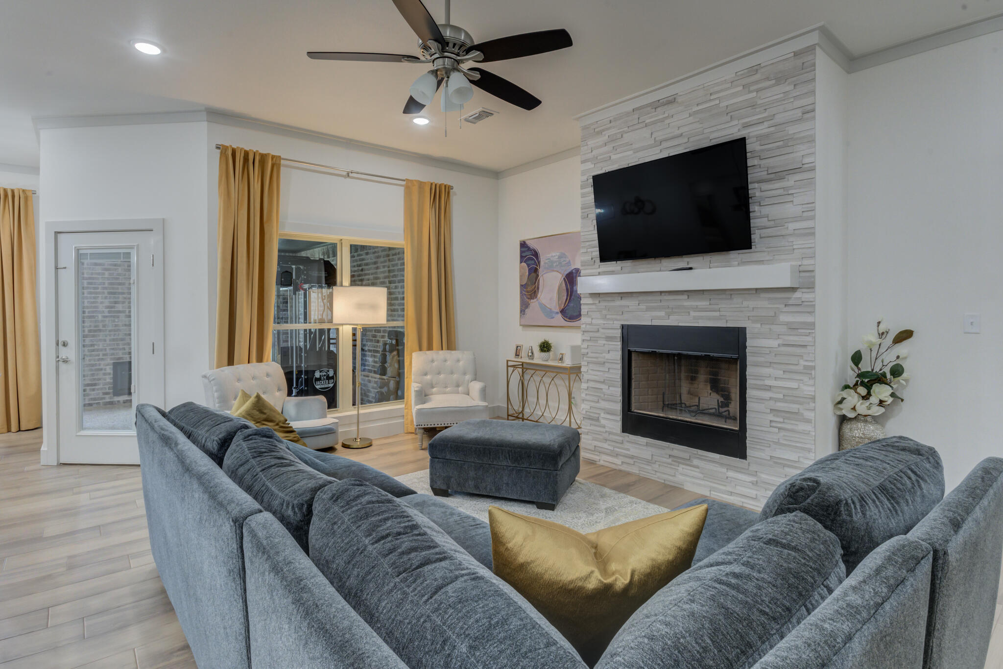 2902 137th Street Lubbock, TX 79423 - Photo 6 of 55 DSC08516_17_18_19_20