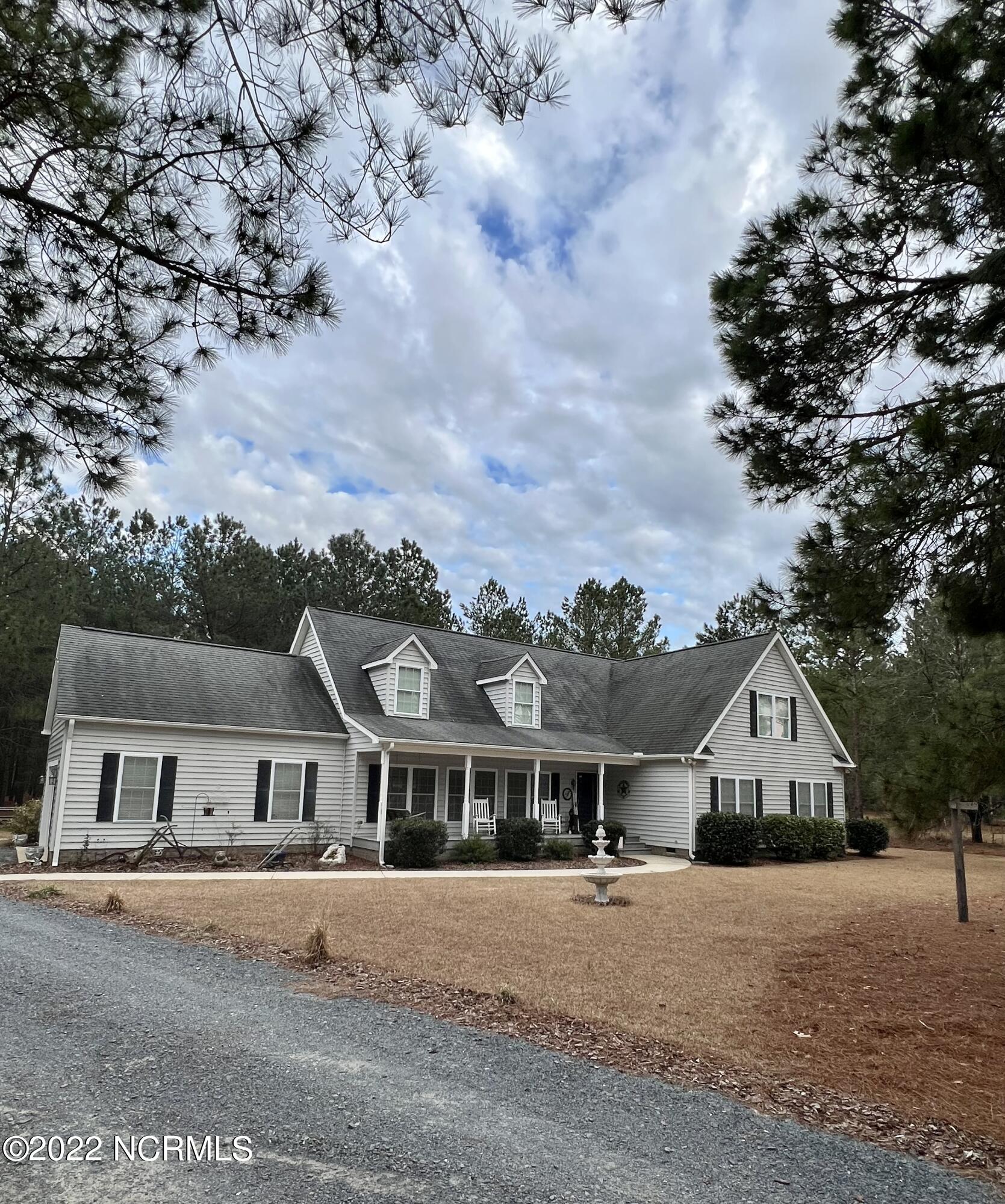 4 Ridge Road Jackson Springs, NC 27281 - Photo 2 of 33 Front of House